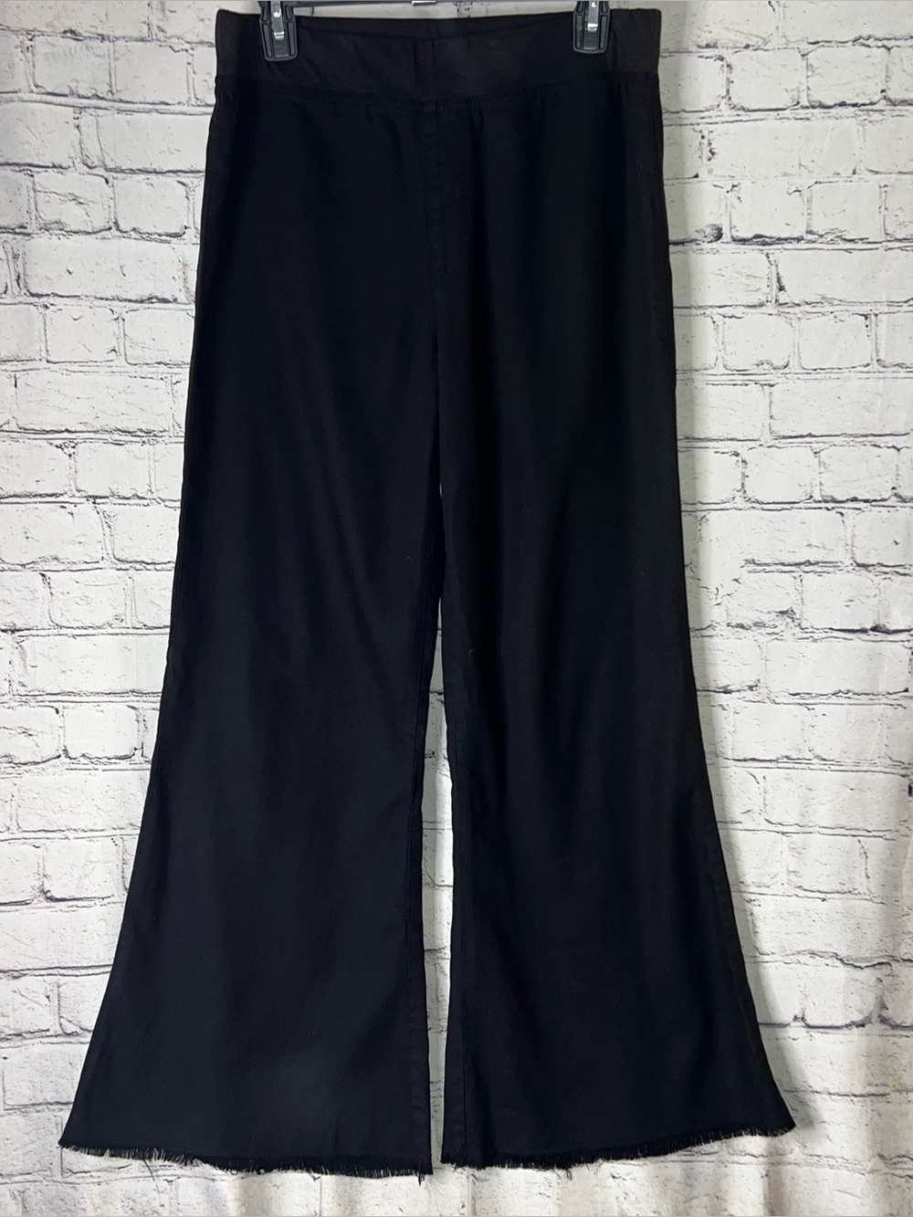 Wearables Flare Black Pull on Pants with Raw Hem Size Small